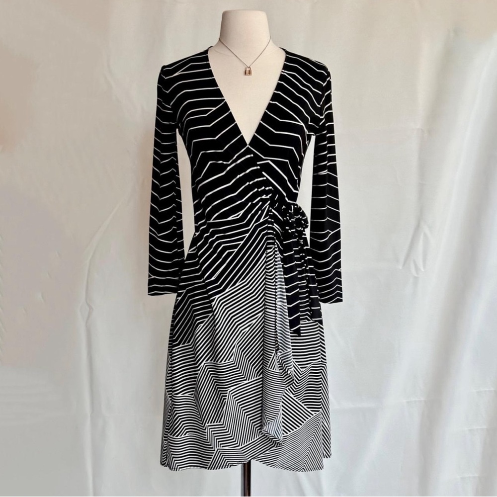 BCBG MAX AZRIA wrap dress